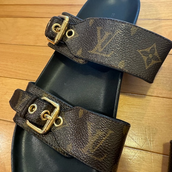 Louis Vuitton Flat Comfort Mule - Picture 4 of 6